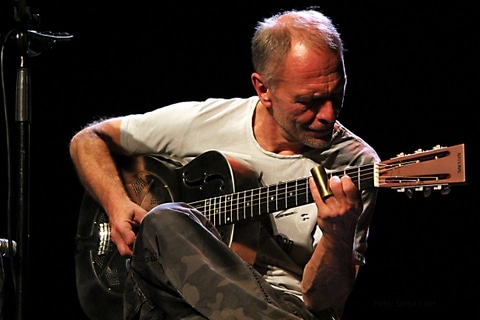 PETER RATZENBECK		Fingerpicking