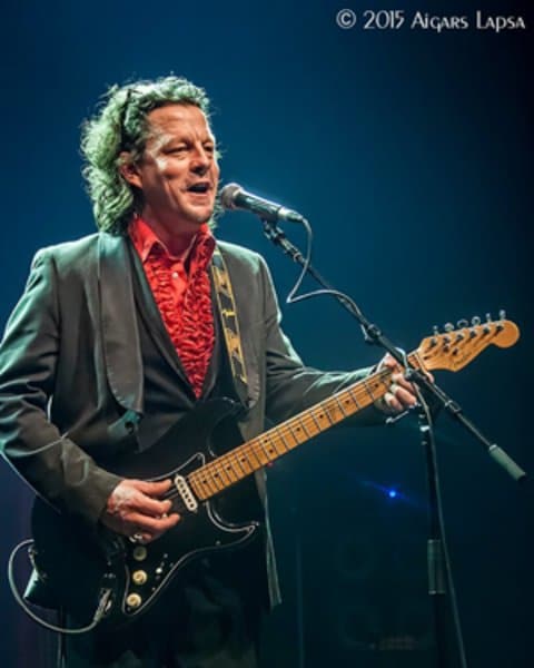 IAN SIEGAL (GB) „MAN & GUITAR”-tour 2022
